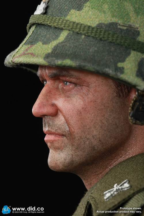 Vietnam War - US Army Lieutenant Colonel Moore 1/6