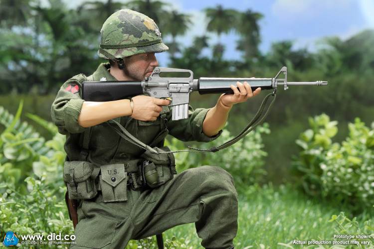 Vietnam War - US Army Lieutenant Colonel Moore 1/6