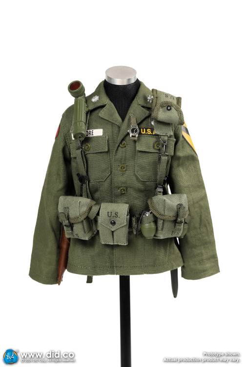 Vietnam War - US Army Lieutenant Colonel Moore 1/6