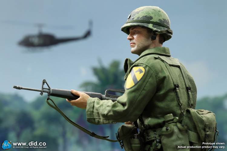 Vietnam War - US Army Lieutenant Colonel Moore 1/6