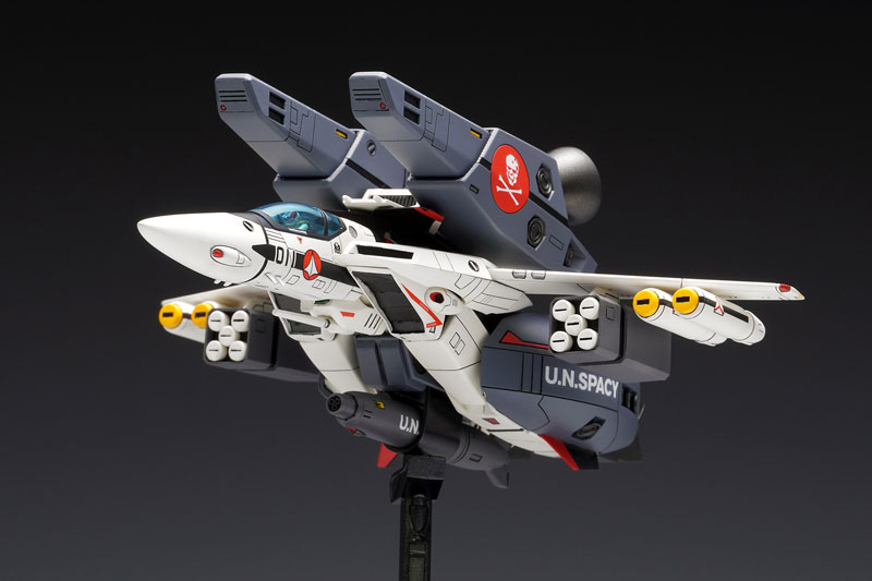 The Super Dimension Fortress Macross / Macross: Do You Remember Love? VF-1S/A Super Valkyrie [Fighter] 1/100