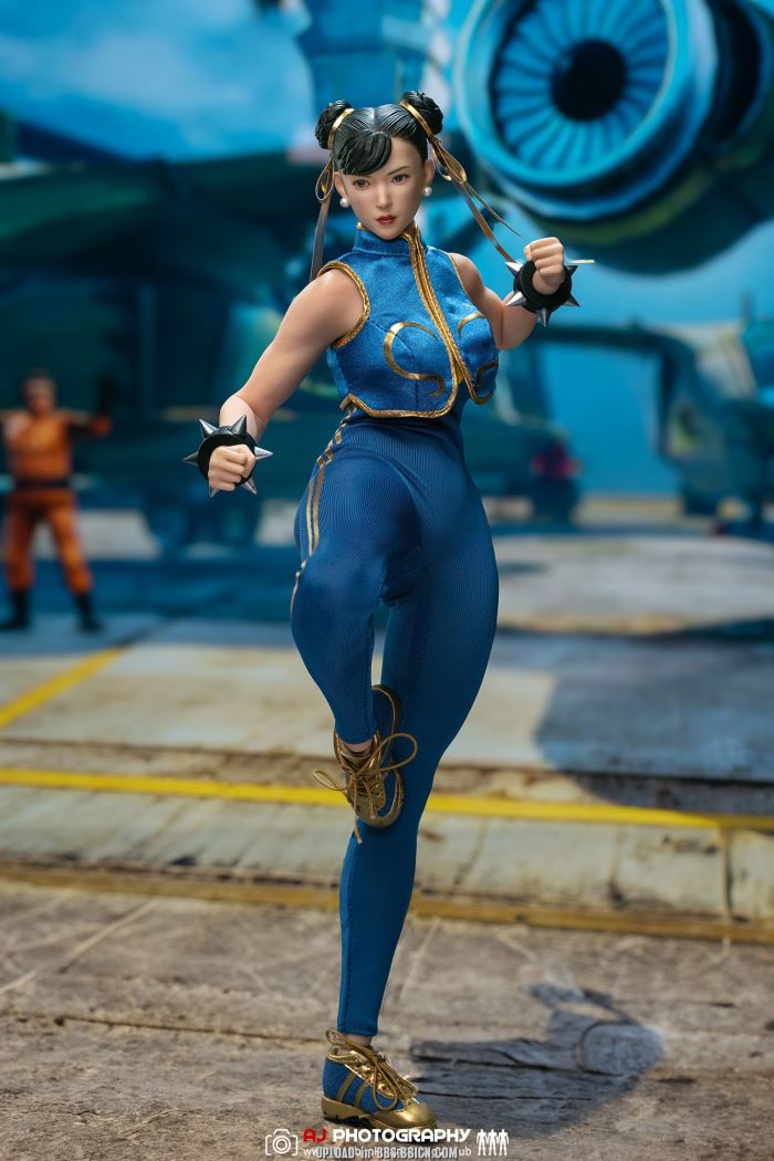 female fighter 1/6