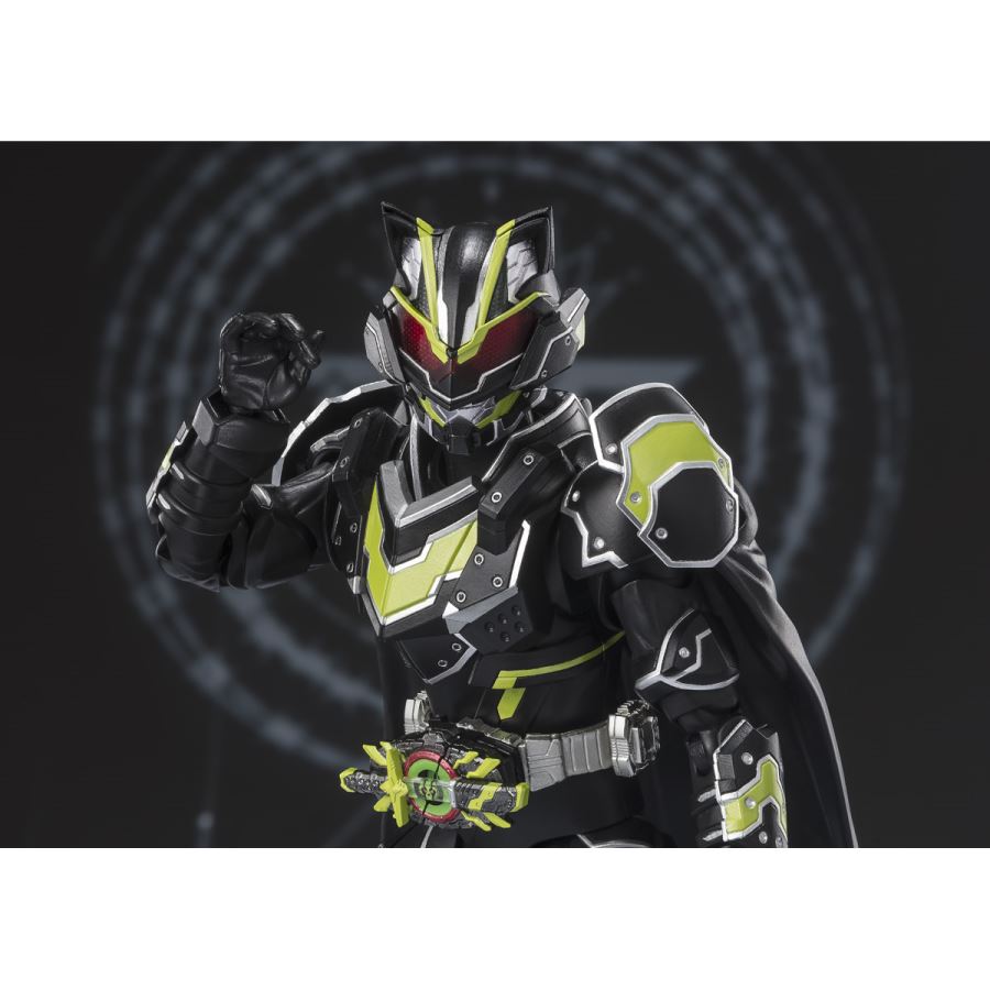 S.H.Figuarts KAMEN RIDER TYCOON BUJIN SWORD