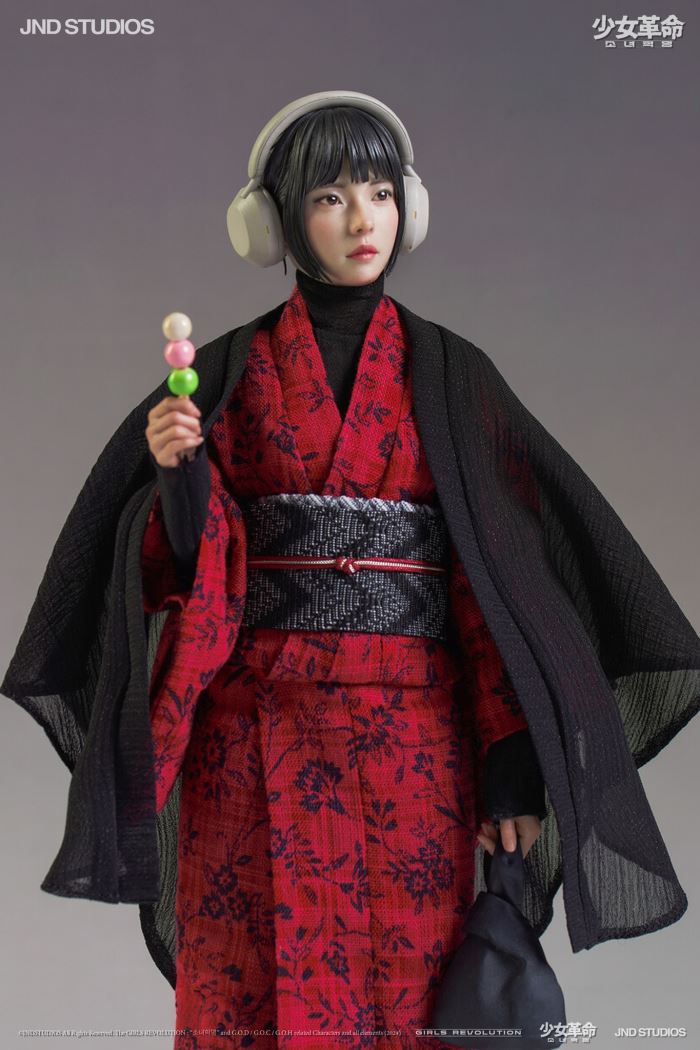 YUI (Basic) of Girls’ Revolution 1/6