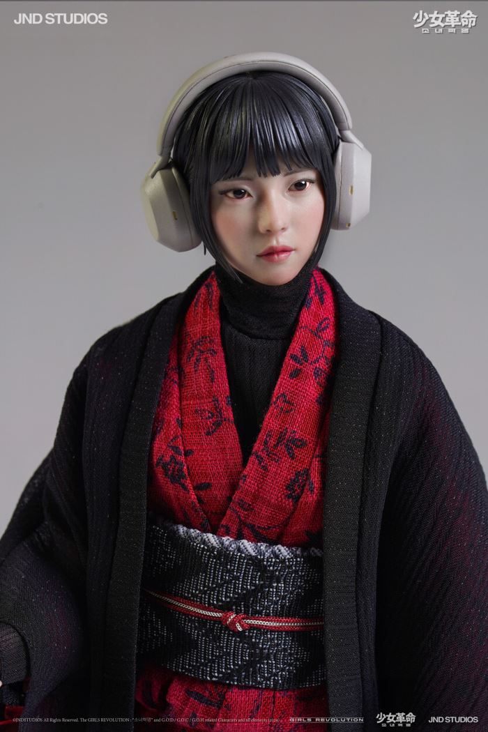 YUI (Basic) of Girls’ Revolution 1/6