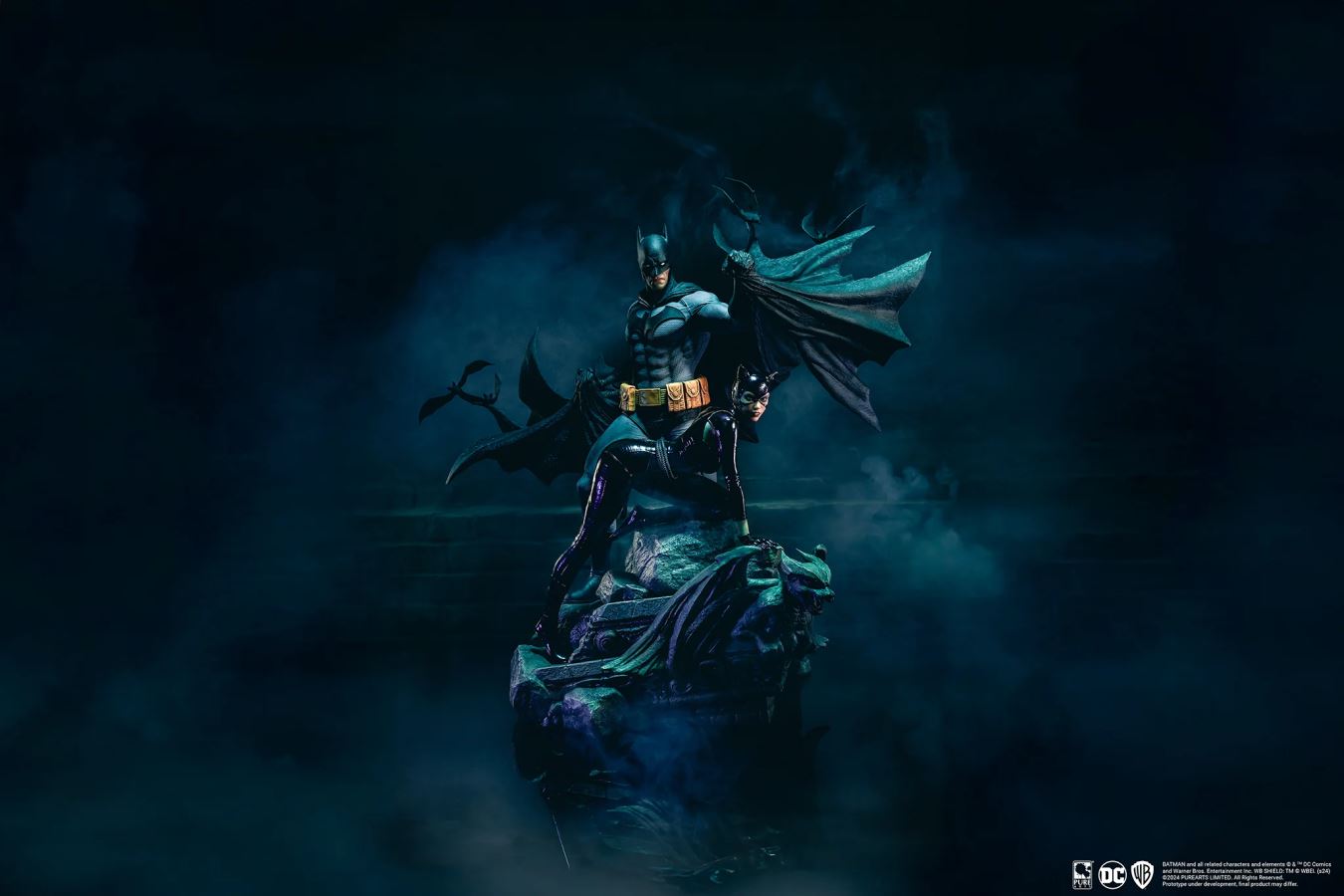 DC Batman & Catwoman Reunion 1/4 Scale Statue Exclusive Edition