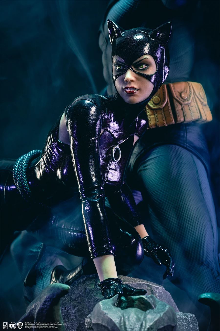 DC Batman & Catwoman Reunion 1/4 Scale Statue Exclusive Edition