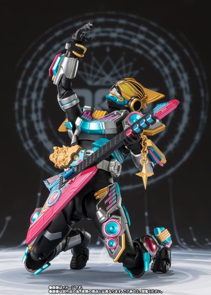 S.H.Figuarts KAMEN RIDER NA-GO FEVER BEAT FORM