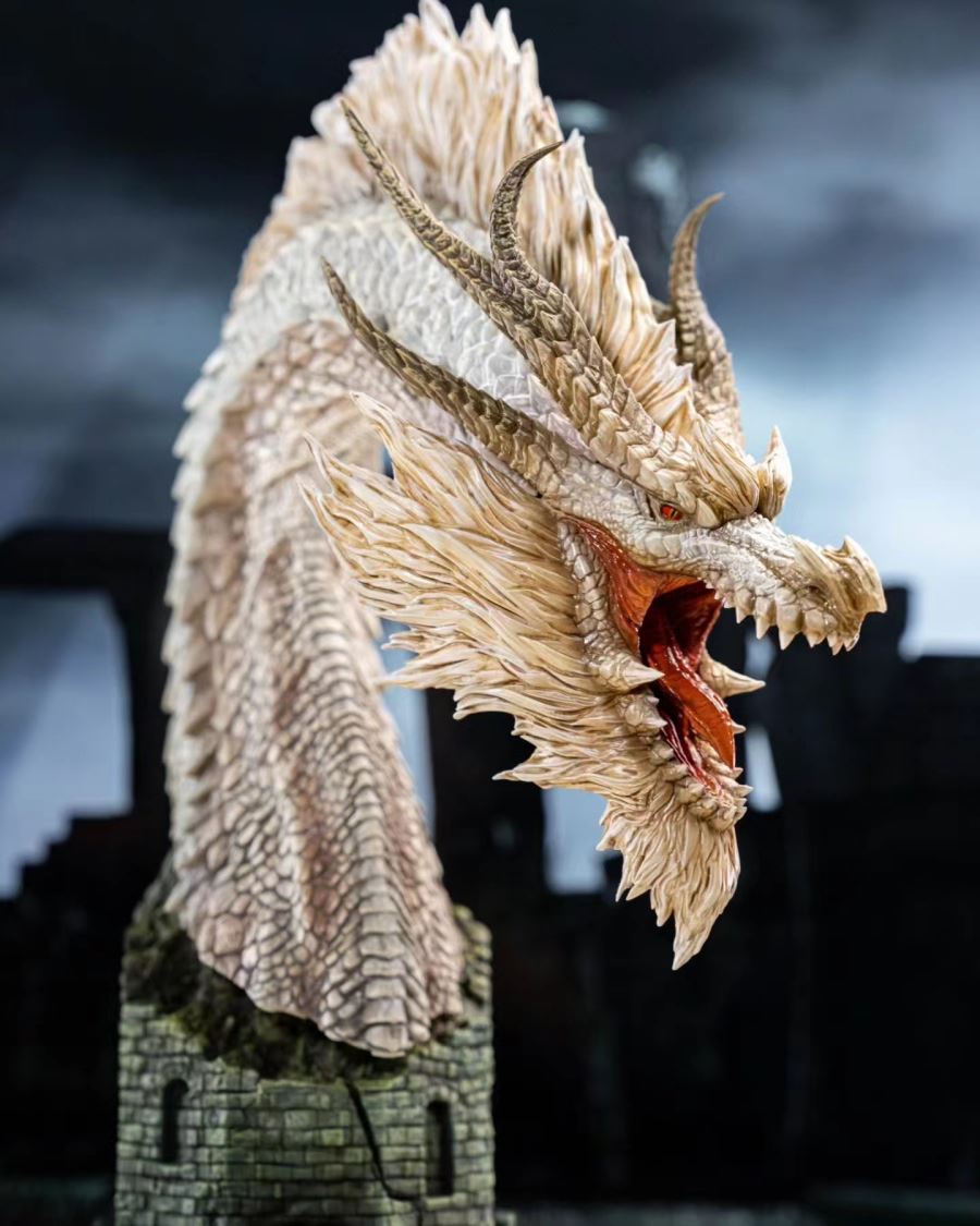 White Fatalis Head Sculpture - Monster Hunter