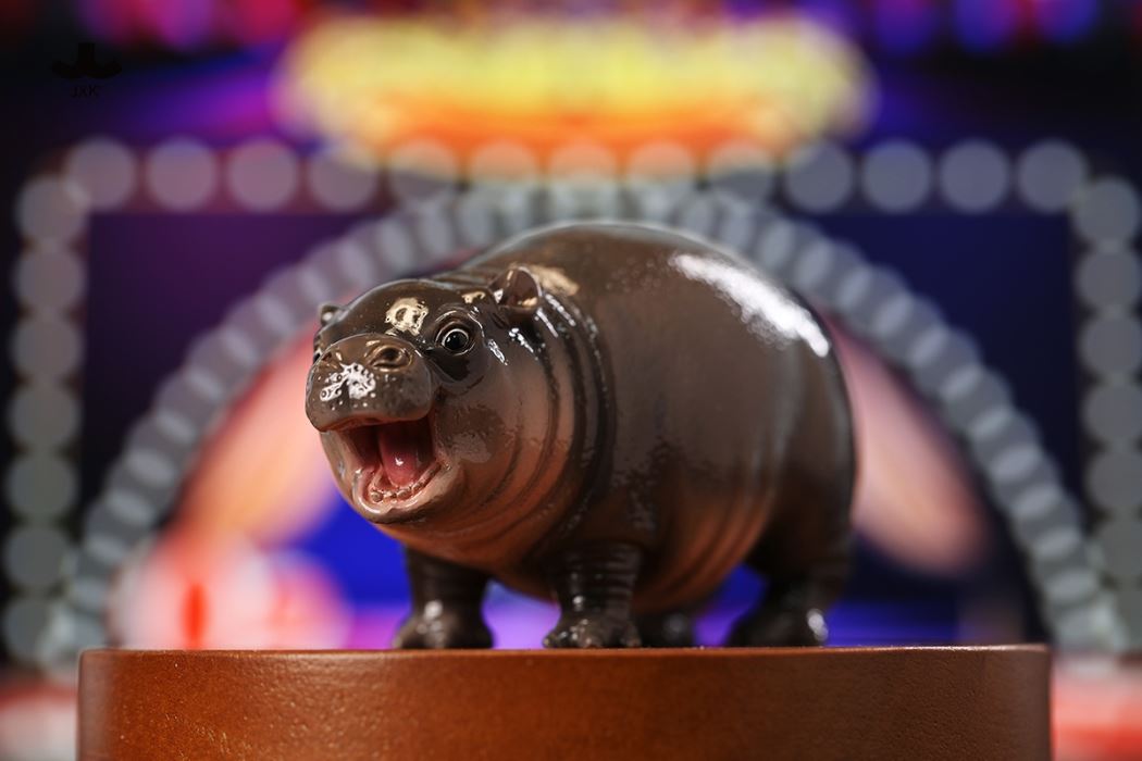 Baby Hippo Figurine 1/6