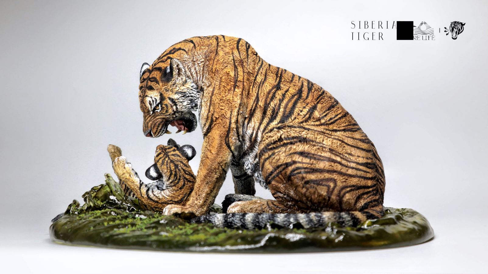 Original Mother's Love Siberian Tiger