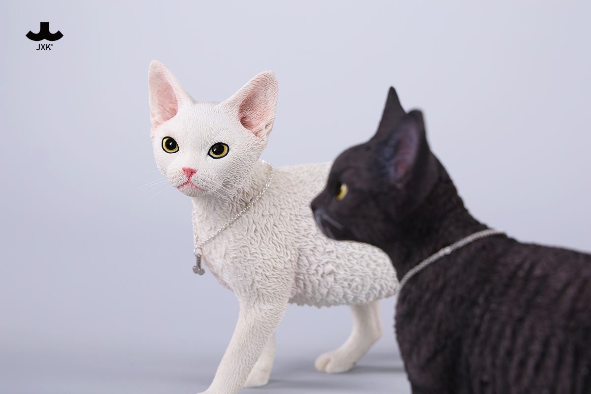 Devon Rex Cat Figurine V3 1/3
