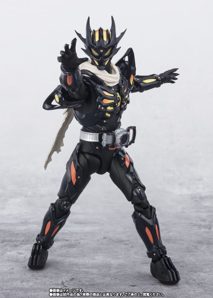 S.H.Figuarts KAMEN RIDER DREAD TYPE ZERO