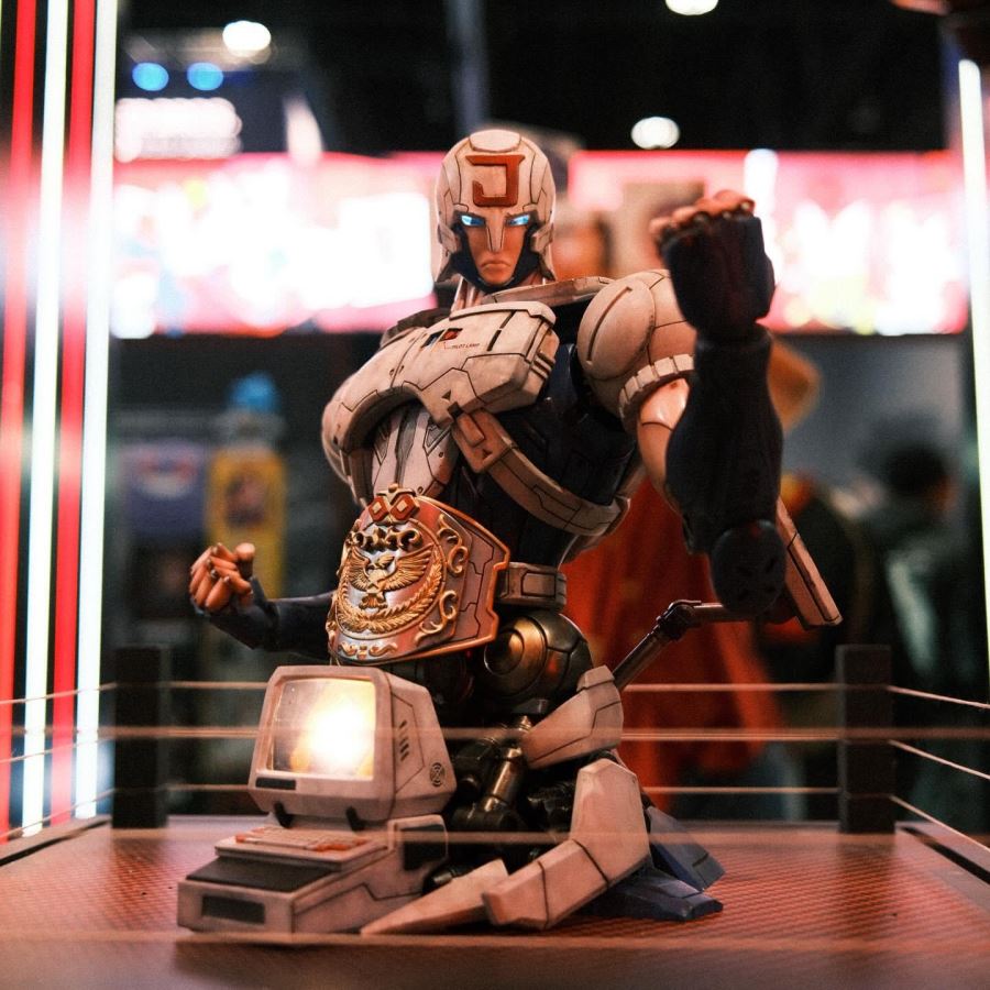 Flowers Sanshiro: Juohmaru Elite Bust