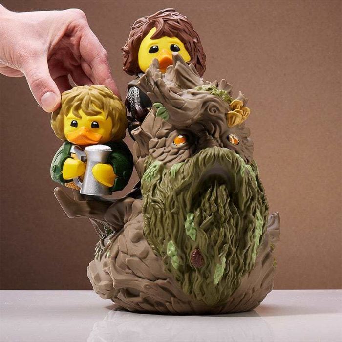 Lord of the Rings Treebeard Giant Cosplaying Duck