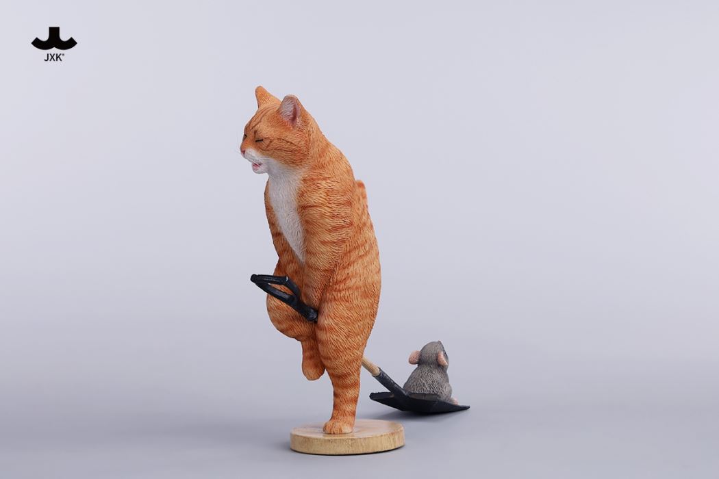 Folded Eared Cat Figurine V2 1/6
