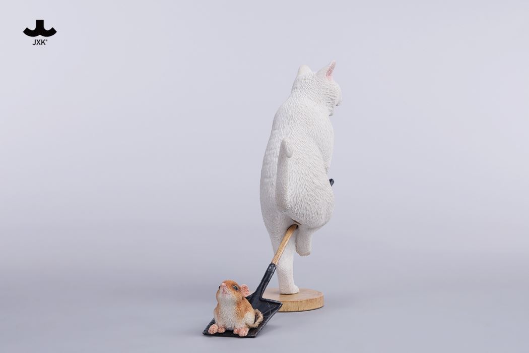 Folded Eared Cat Figurine V2 1/6