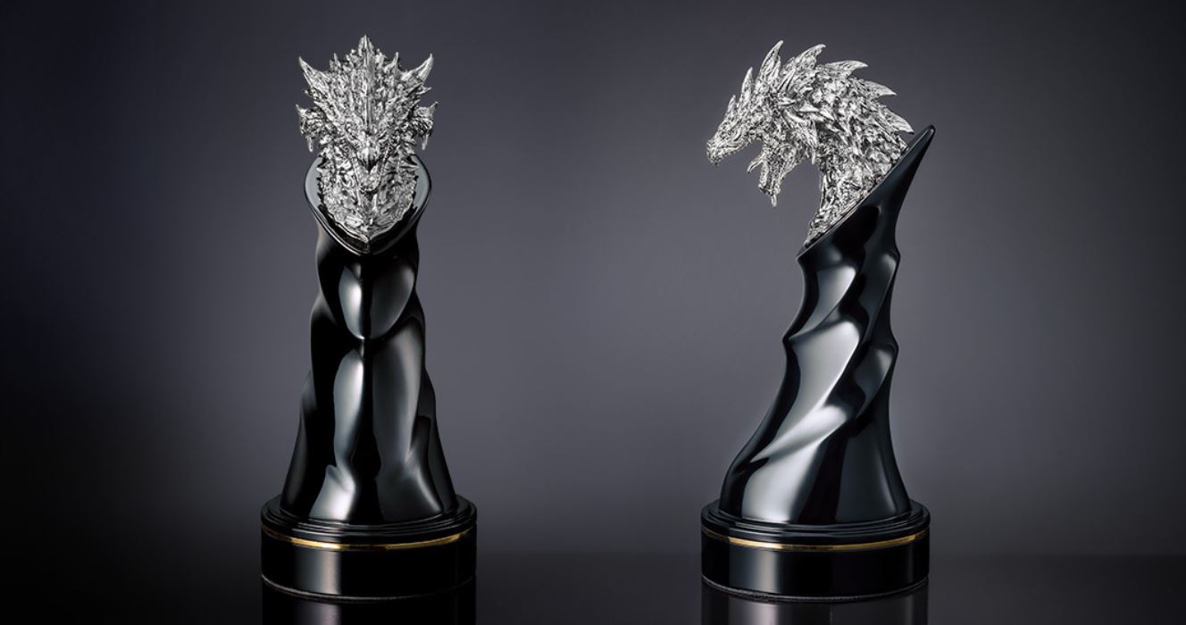 20th Anniversary Head Figure Silver Fire Dragon Rioleus Rare Species