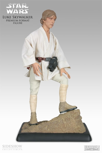 Luke Skywalker Premium Format Figure