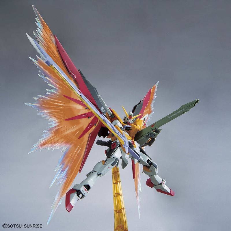 MG 1/100 Gundam Base Limited Destiny Gundam (Heine's exclusive model)