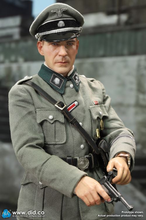 WWII German Second Lieutenant Amon Goss 1/6