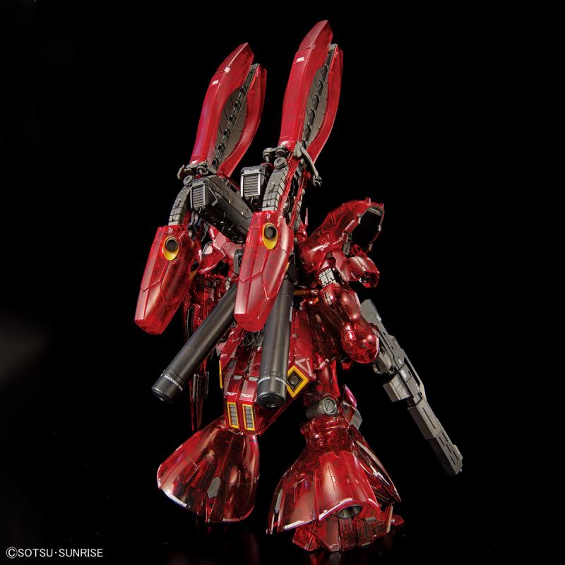 RG 1/144 Gundam Base Limited Sazabi [Mechanical Core Plating]