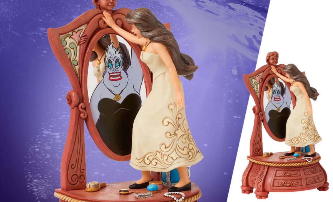 VANESSA VANITY SCENE WITH URSULA