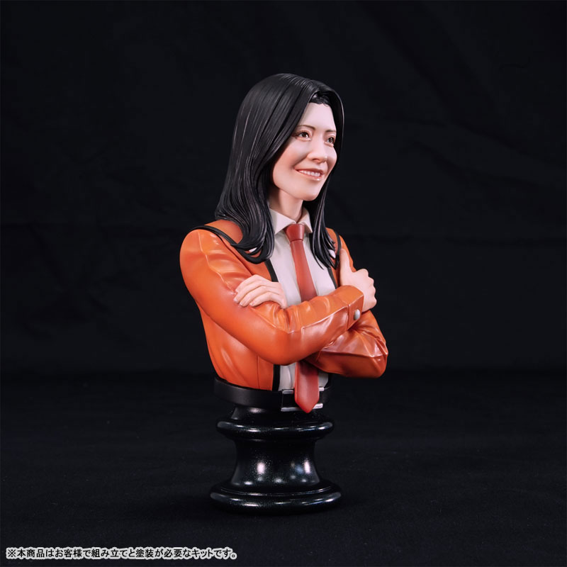 Short Size Kit Ultraman Akiko Fuji Upper Body Statue