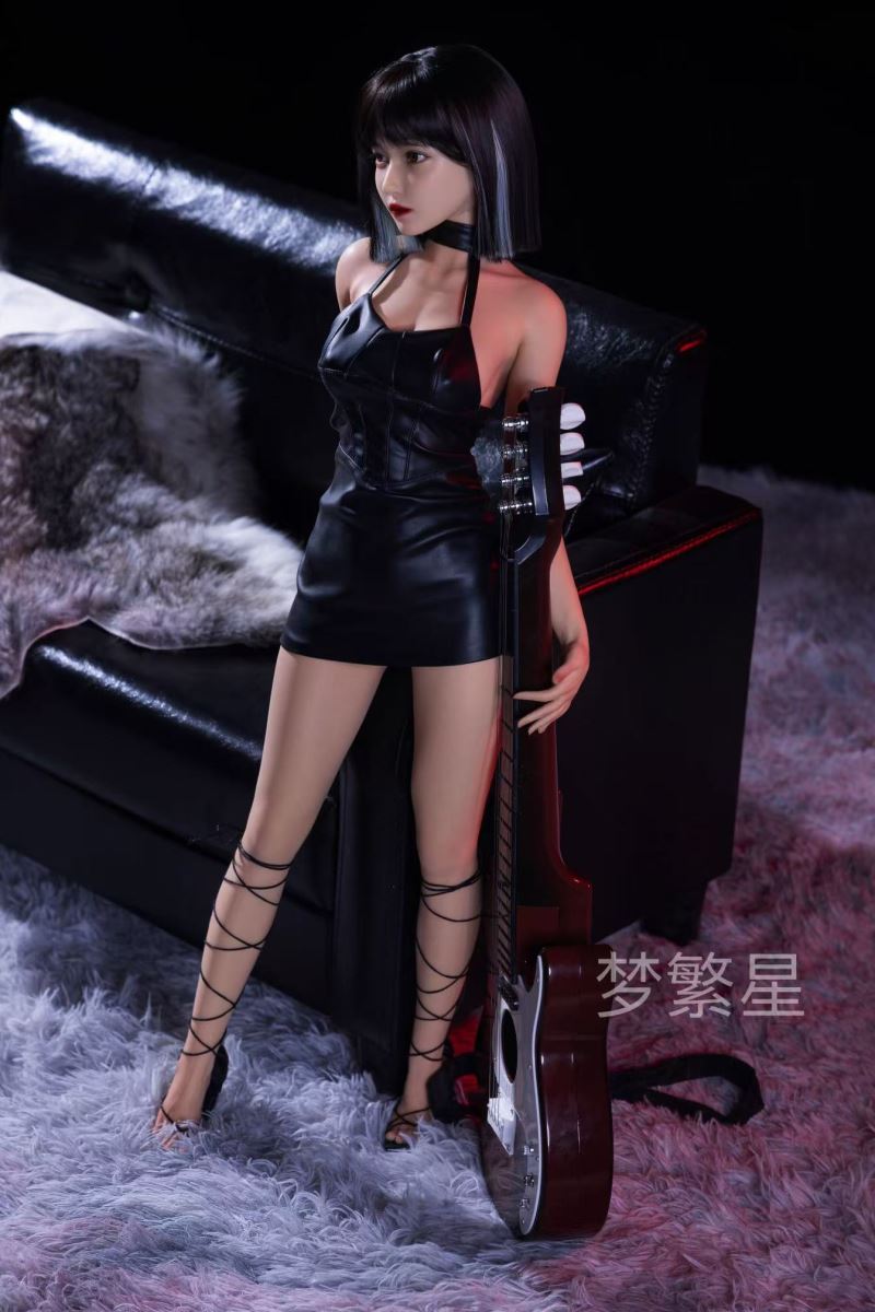 Large-scale full-body silicone female