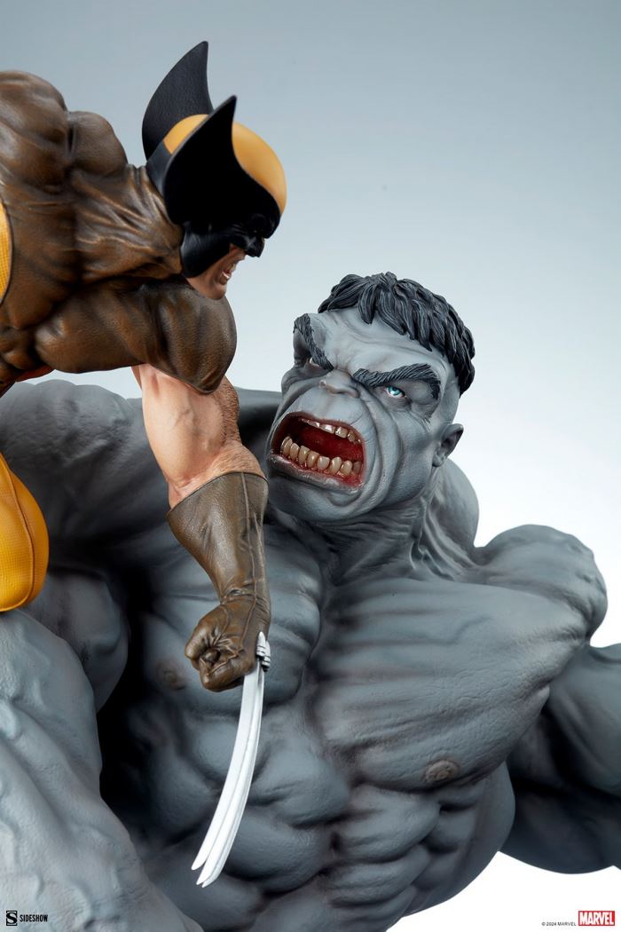 Grey Hulk vs Wolverine