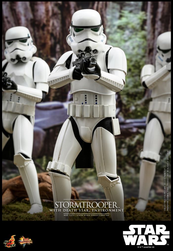 STORMTROOPER WITH DEATH STARTM - STAR WARS