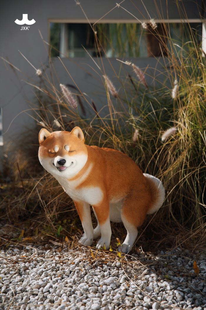 Half Squatting Shiba Inu 1/1