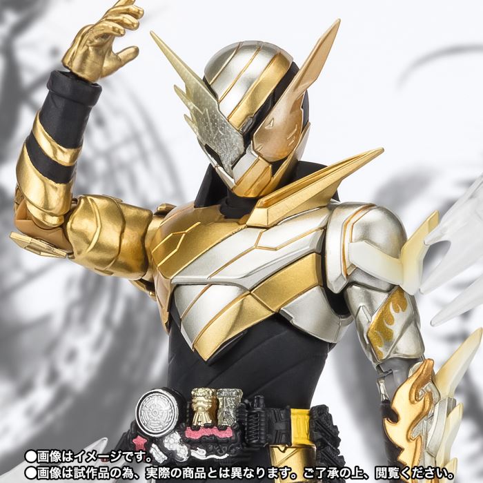 SHFiguarts Kamen Rider BUILD (Rabbit to Dragon Form) NEW YEAR EDITION