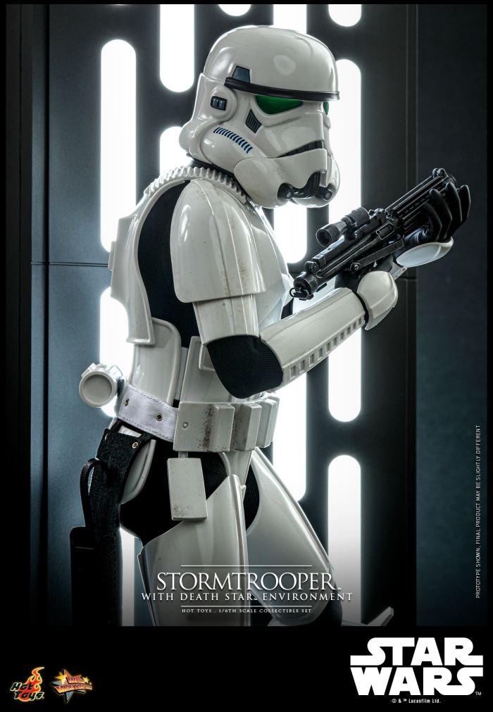 STORMTROOPER WITH DEATH STARTM - STAR WARS