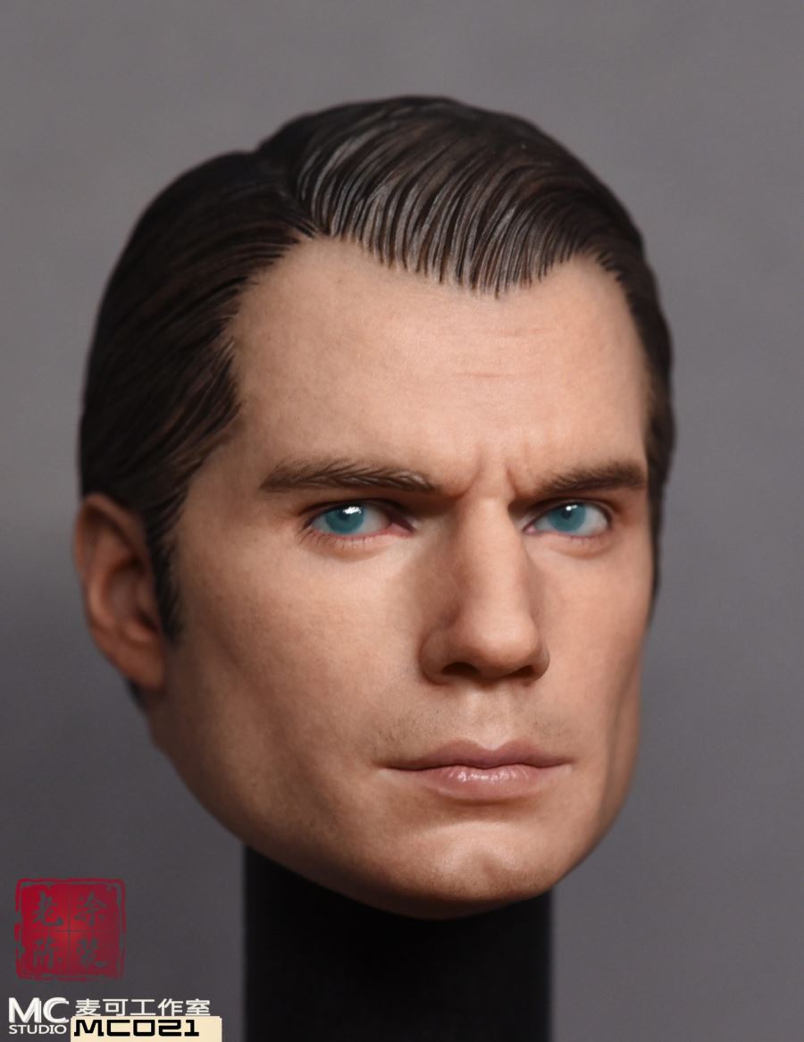 DC Action figure head sculpture Henry Cavill Superman