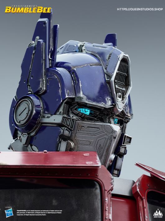 Optimus Prime Human-Size Statue
