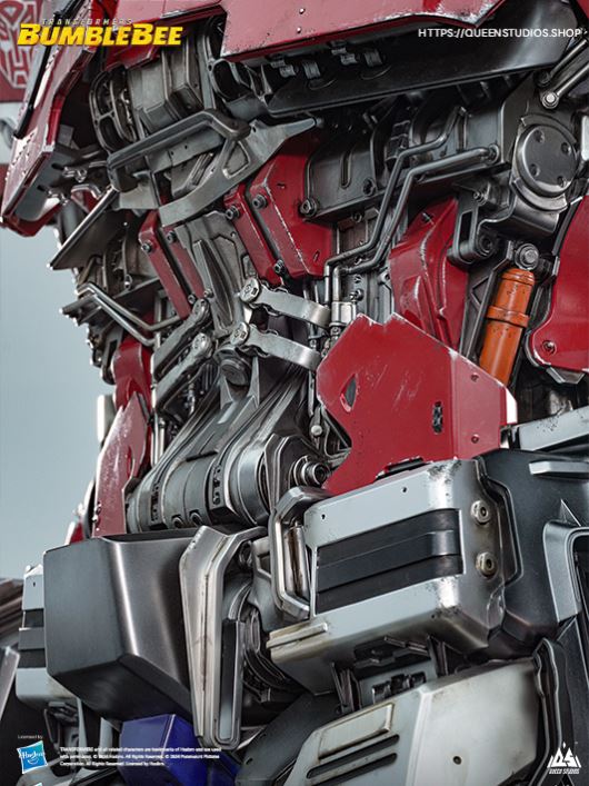 Optimus Prime Human-Size Statue