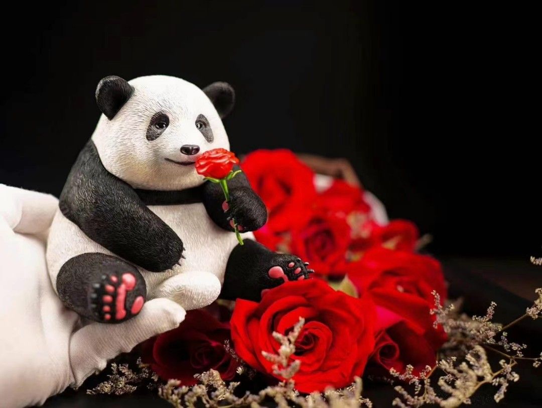 2024 Chinese Valentine’s Day Limited Edition Rose Panda