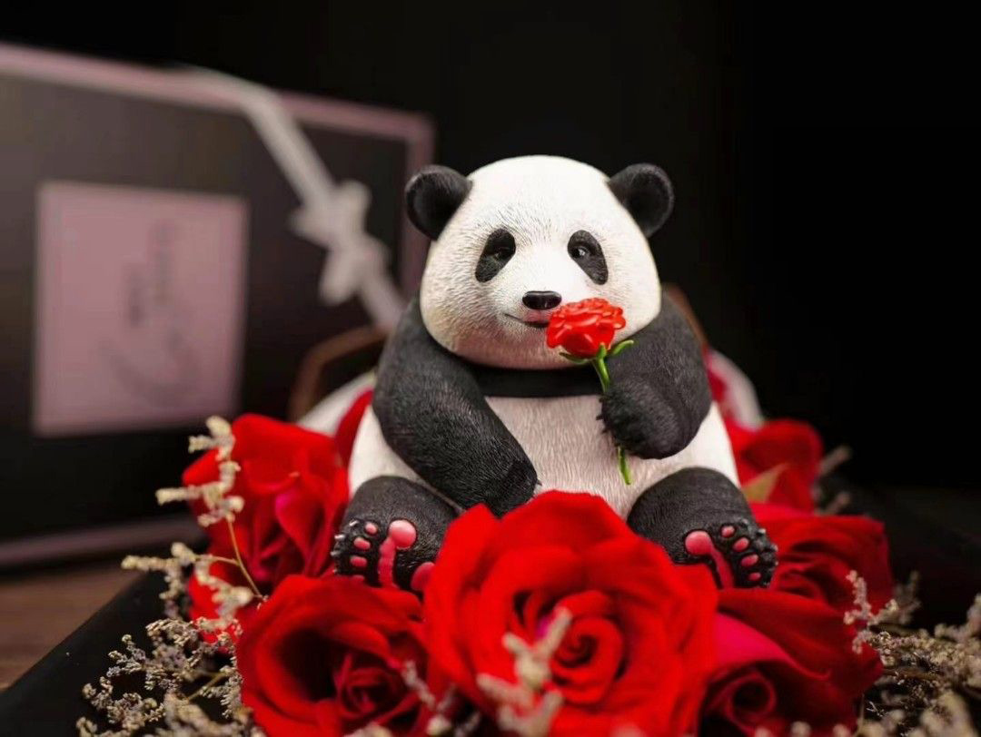 2024 Chinese Valentine’s Day Limited Edition Rose Panda