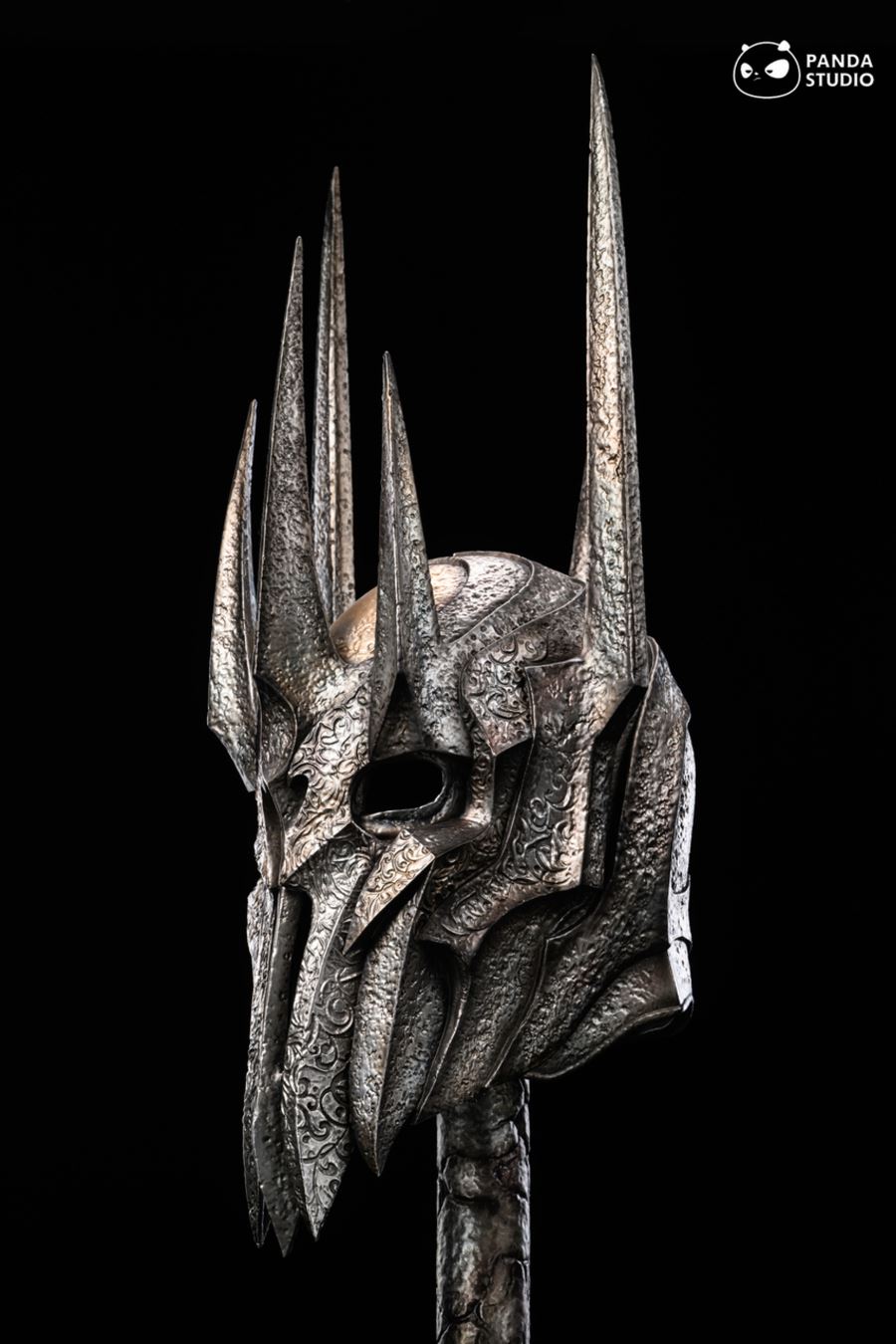 Helmet of Sauron - The Lord of the Rings 1/1