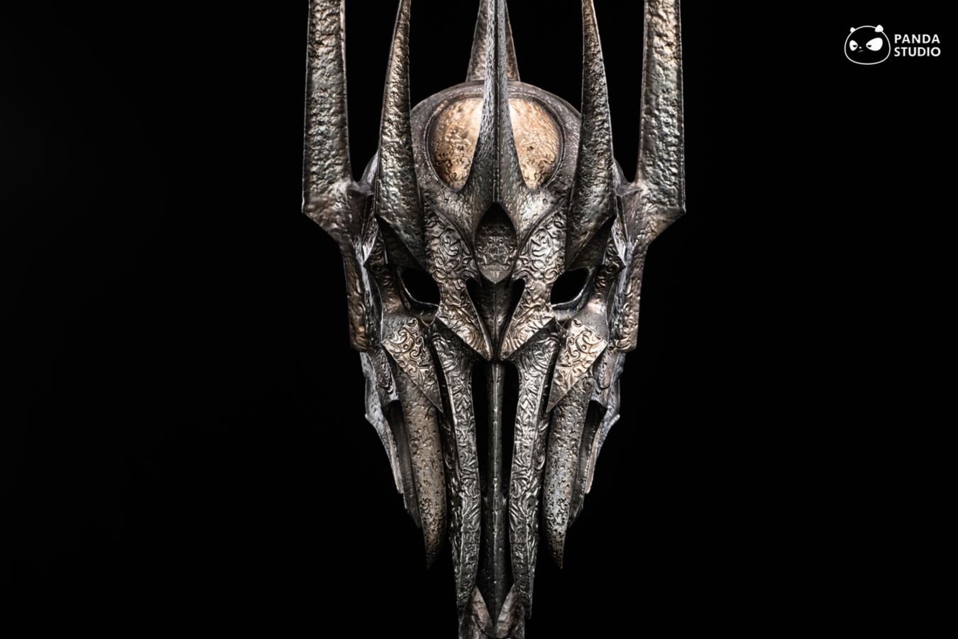 Helmet of Sauron - The Lord of the Rings 1/1