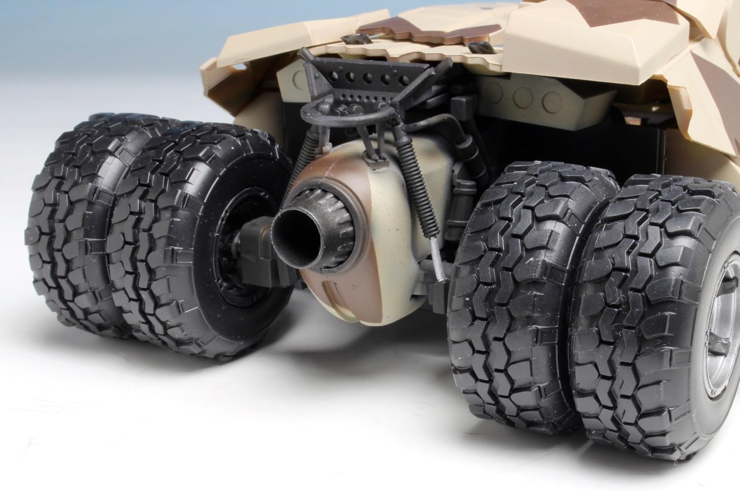 Platts Moebius Model Dark Knight Trilogy Armed Tumbler w/Bane 1/25