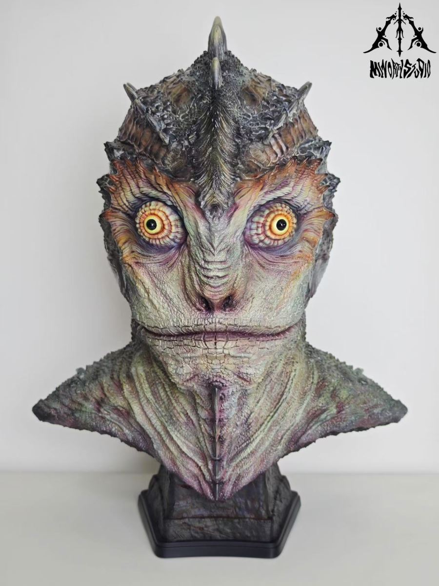 Chameleon Man 1/1 Bust