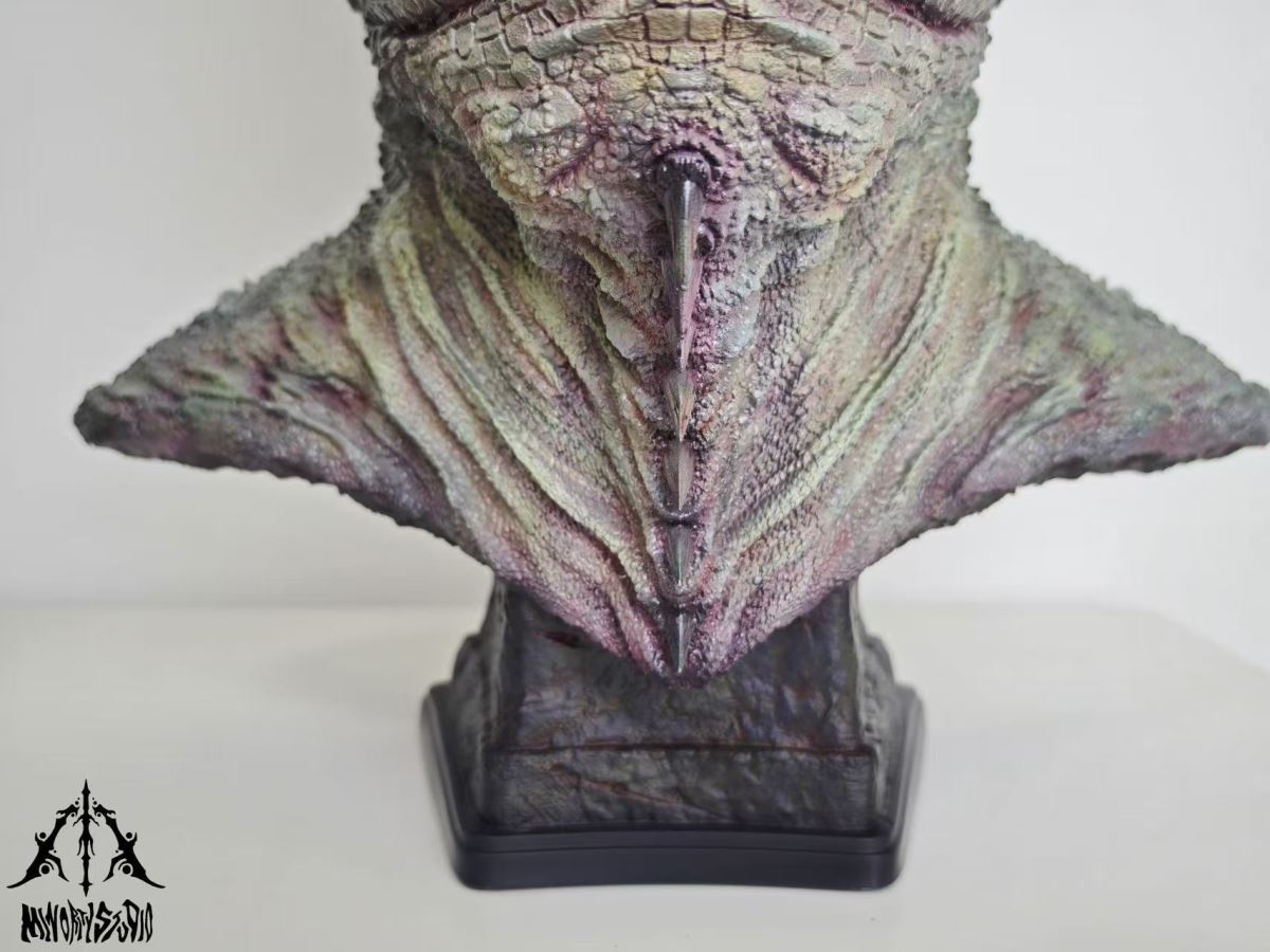 Chameleon Man 1/1 Bust