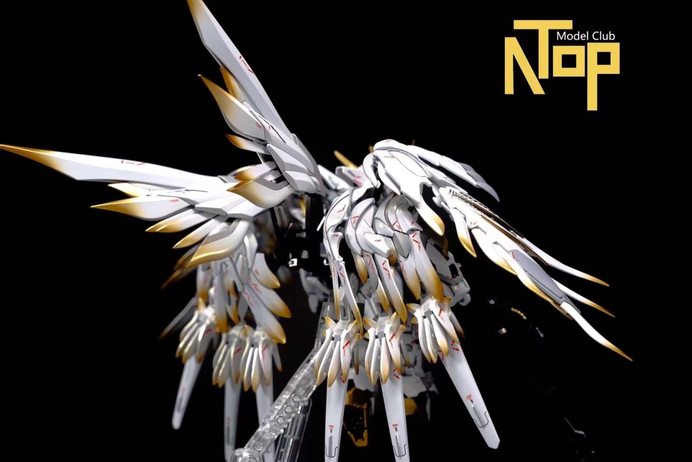 MGSD Wing Gundam Zero Custom Snow White Version with Shortened Twin Buster Rifle