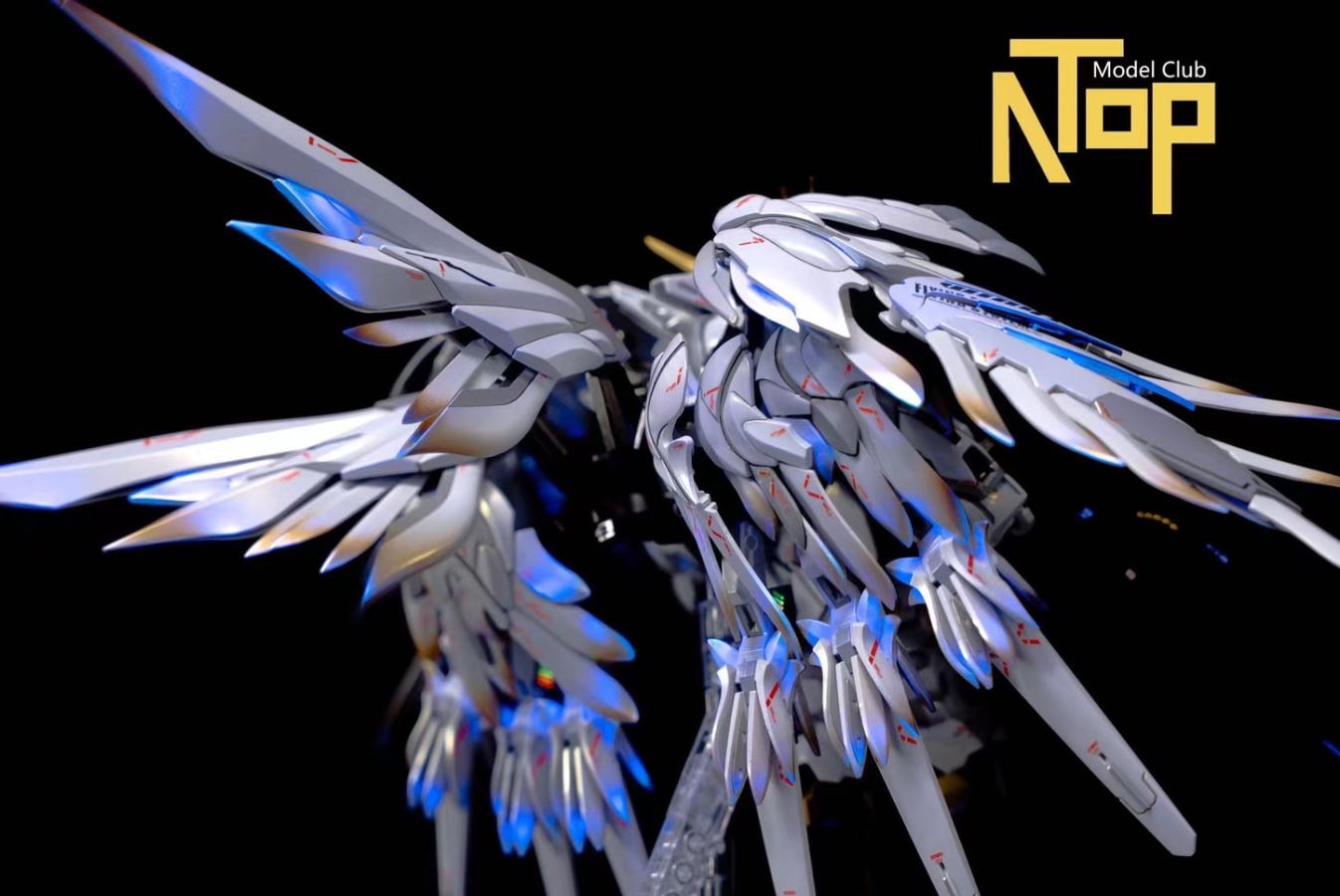 MGSD Wing Gundam Zero Custom Snow White Version with Shortened Twin Buster Rifle