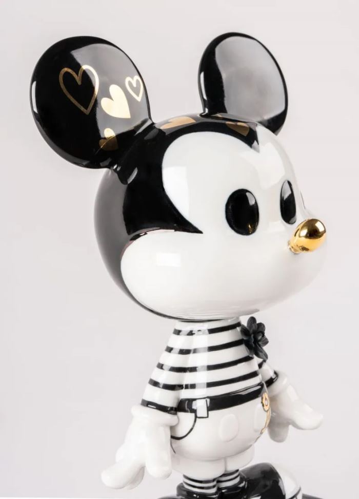 MICKEY BLACK & WHITE