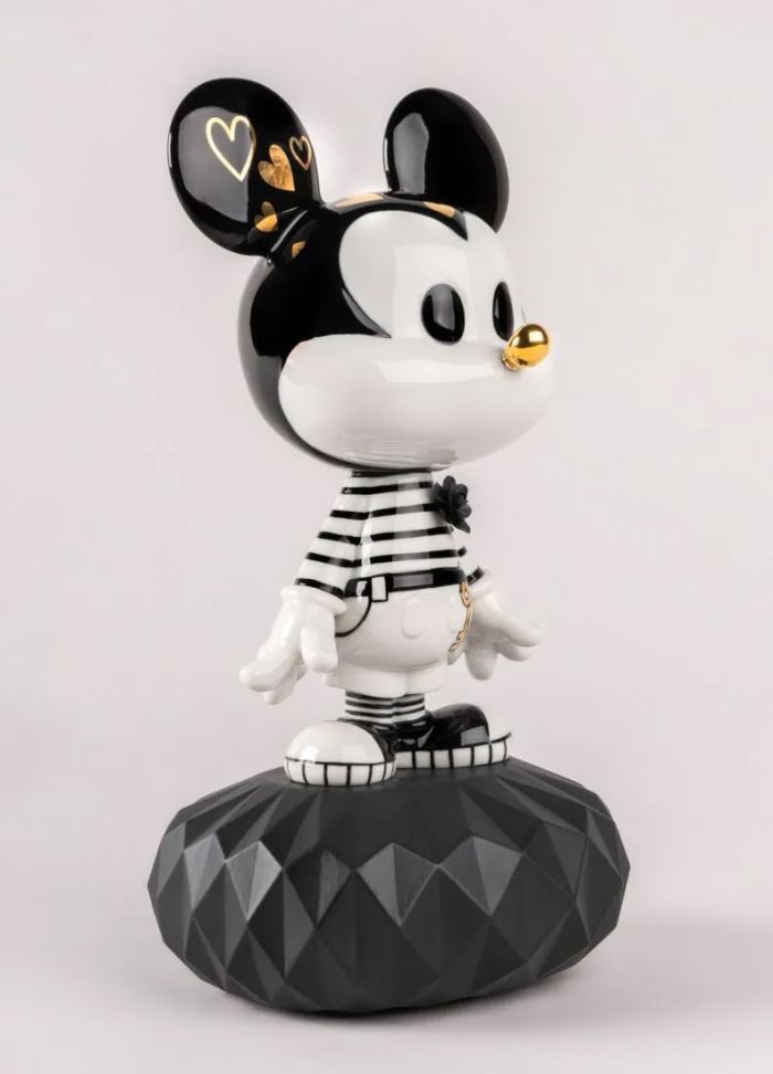 MICKEY BLACK & WHITE