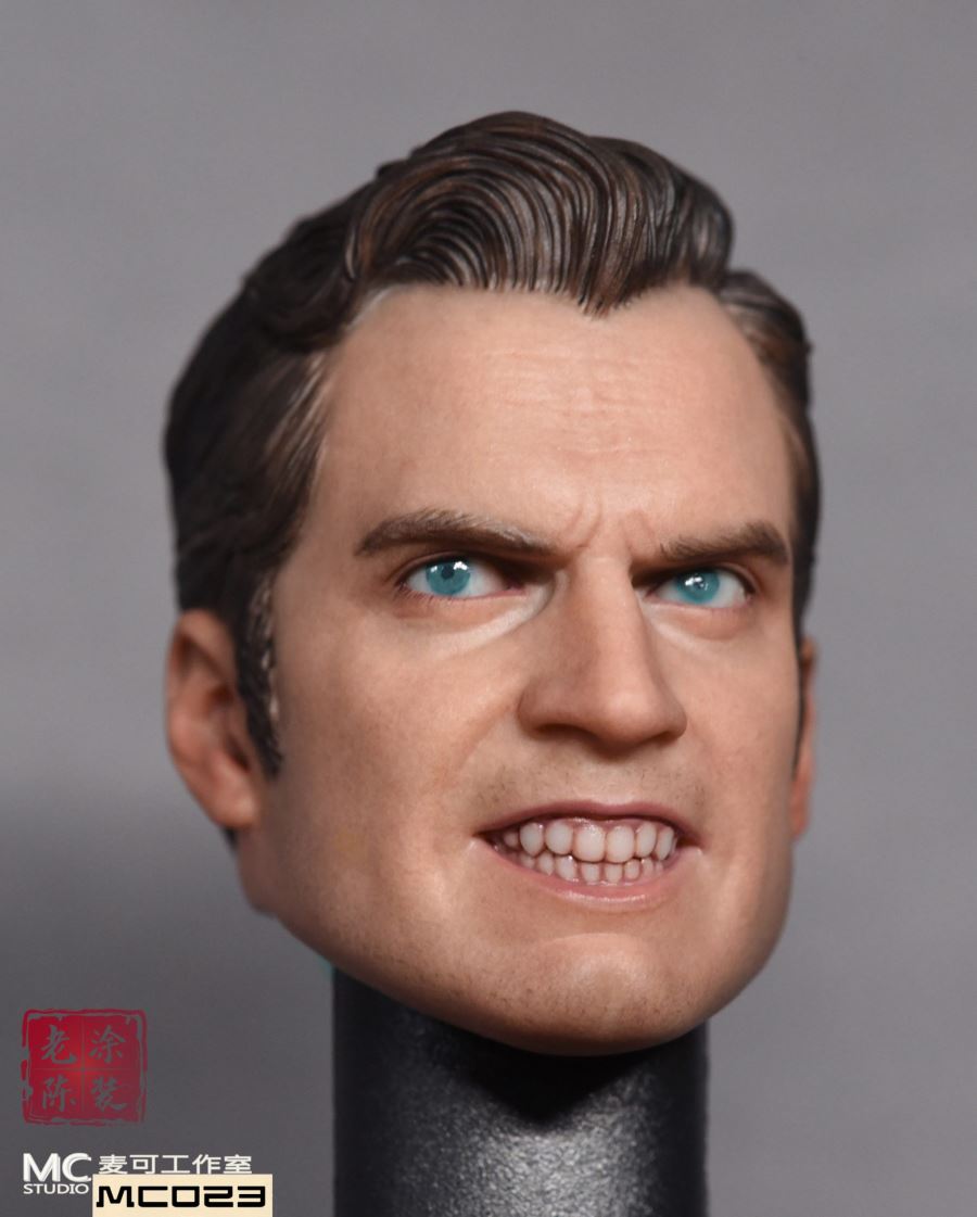 DC Action figure head sculpture Henry Cavill Superman