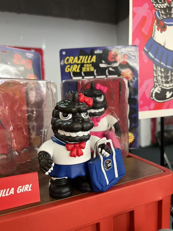 Mini Crazilla Girl